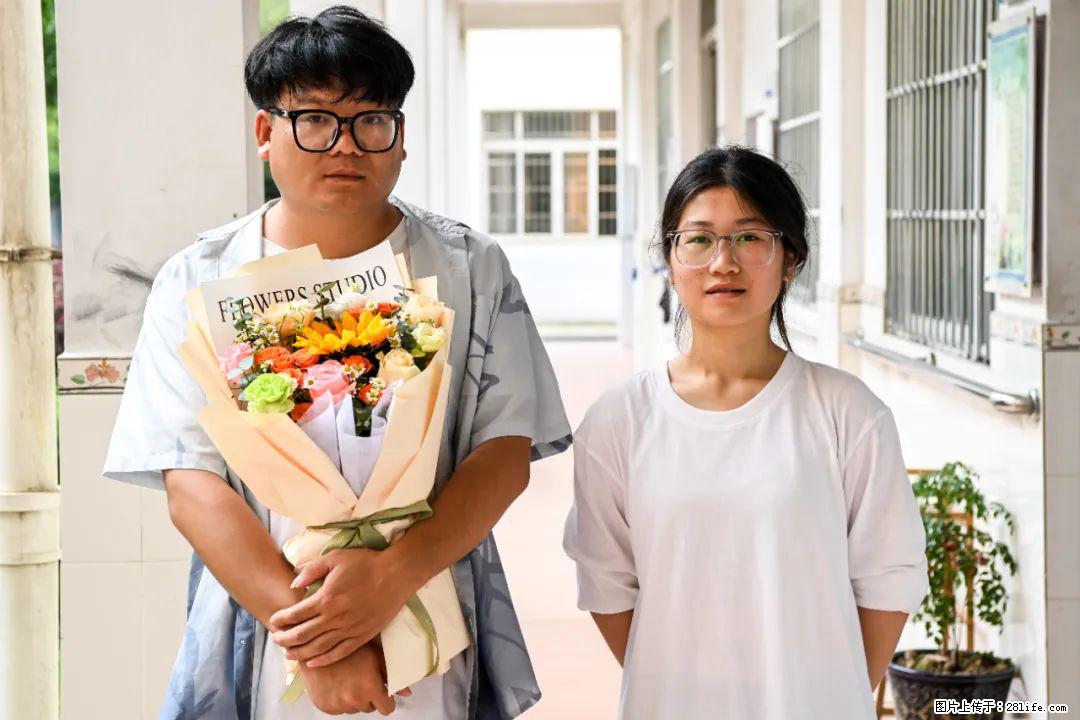全网追的“扁担女孩”，找了一份暑假工，时薪12元 - 嘉峪关生活资讯 - 嘉峪关28生活网 jyg.28life.net